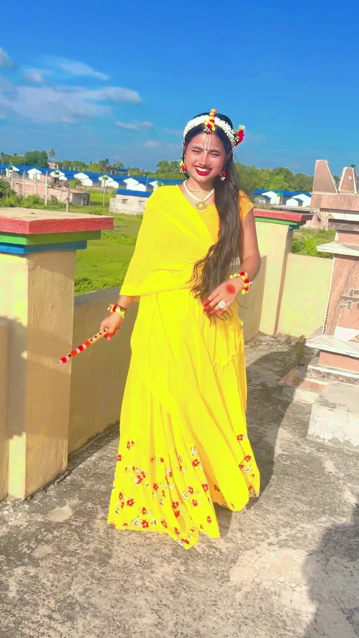 @Aachal Thakur👰🔥😎💐