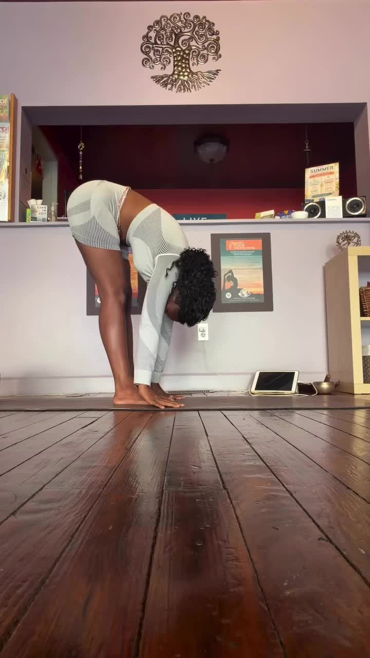 @Yoga_withparis’sa