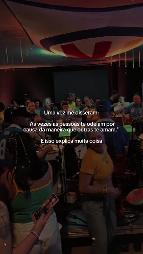 @Paulinha 🧿🦋🍀💍
