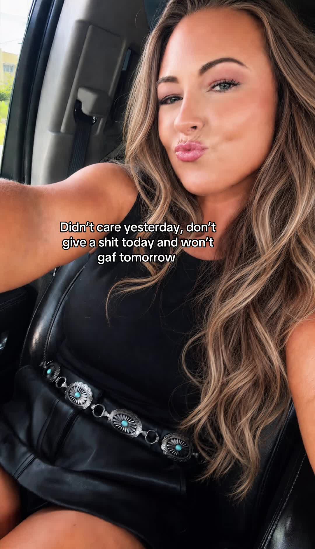 @chels__1111