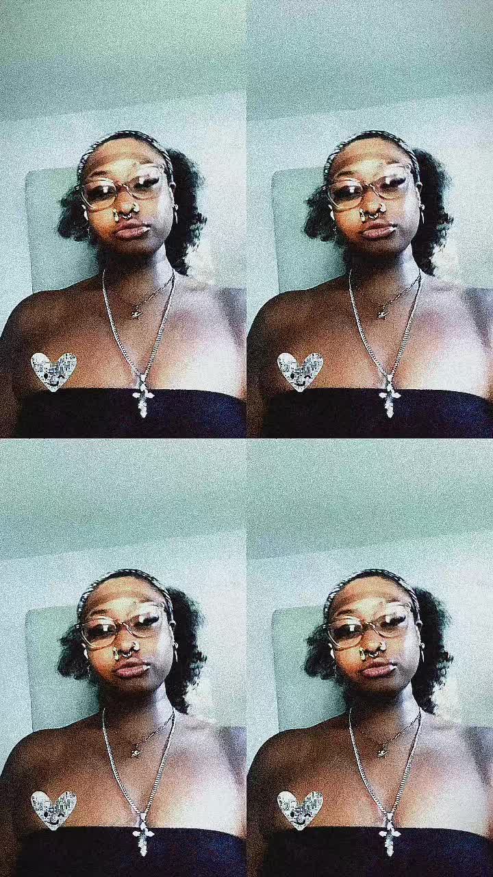 @crashout.isleedavis