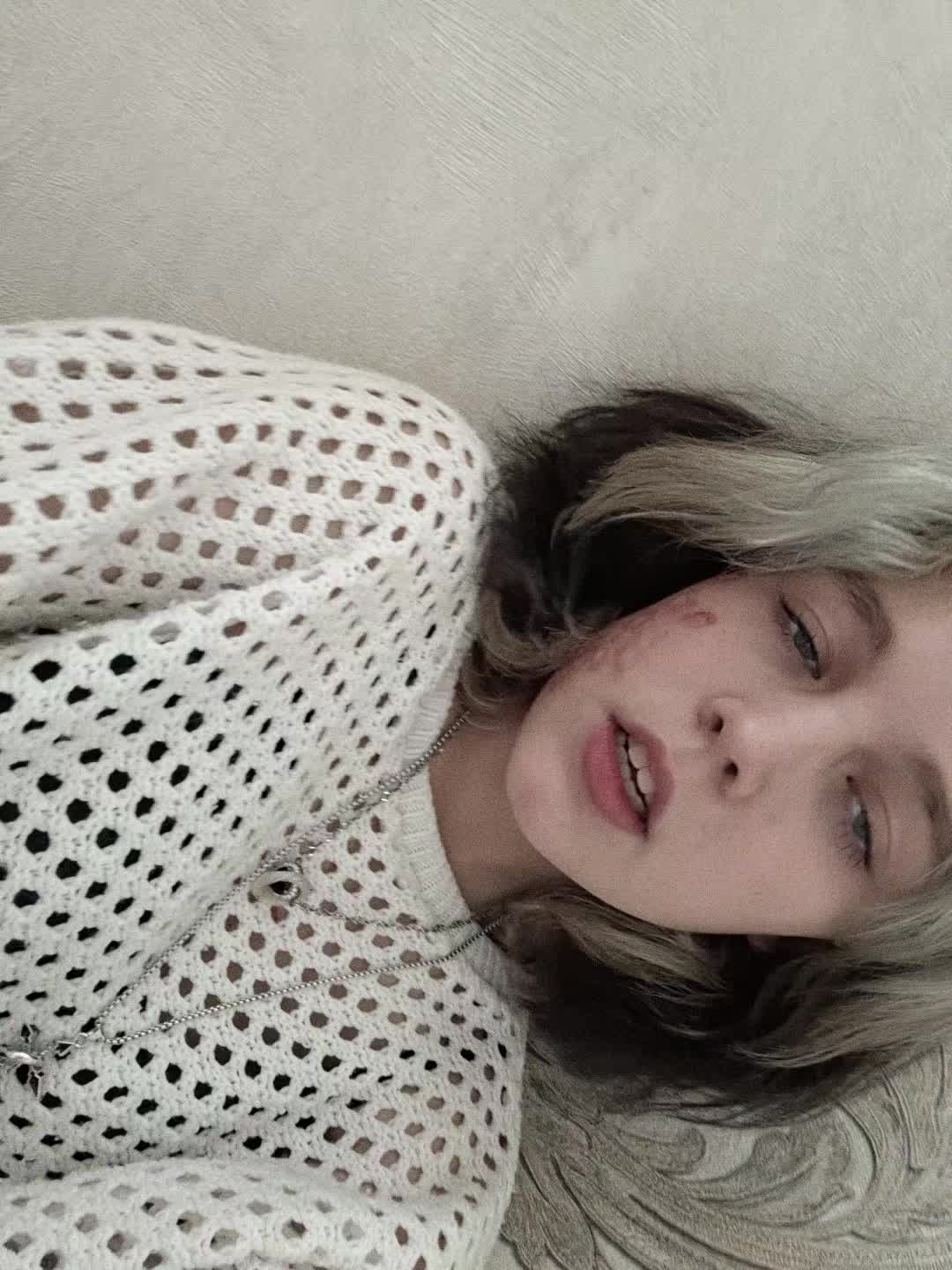 @...