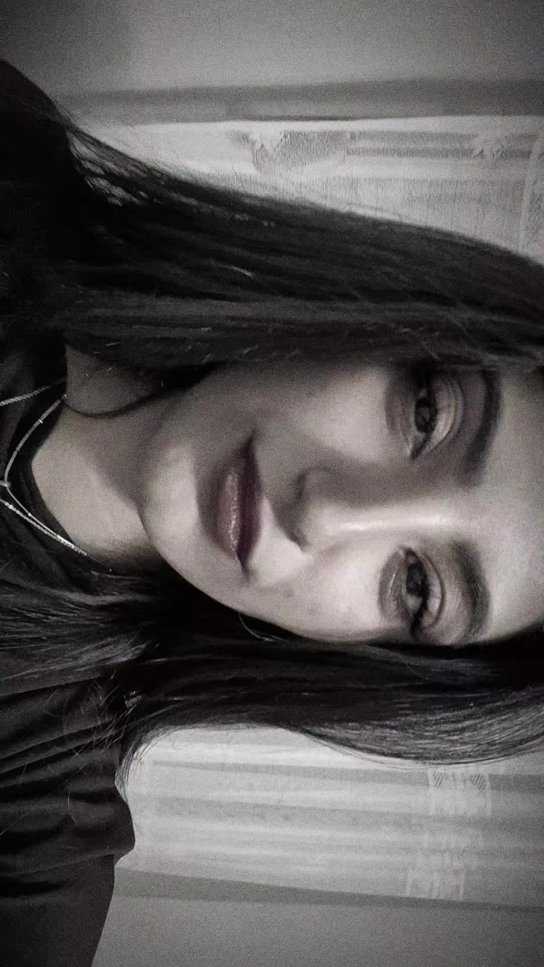 @✌🏻