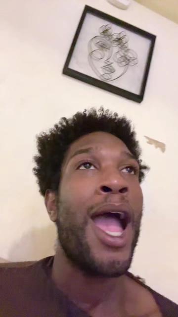 @BenjaminTheeREbeL