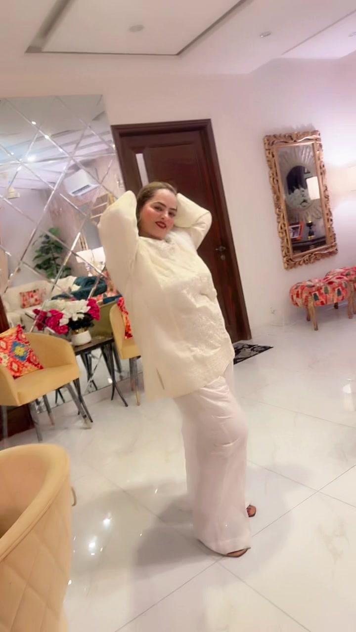 @Jee Madiha Shah Jee