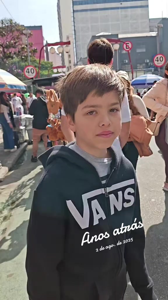 @Douglas Galvão