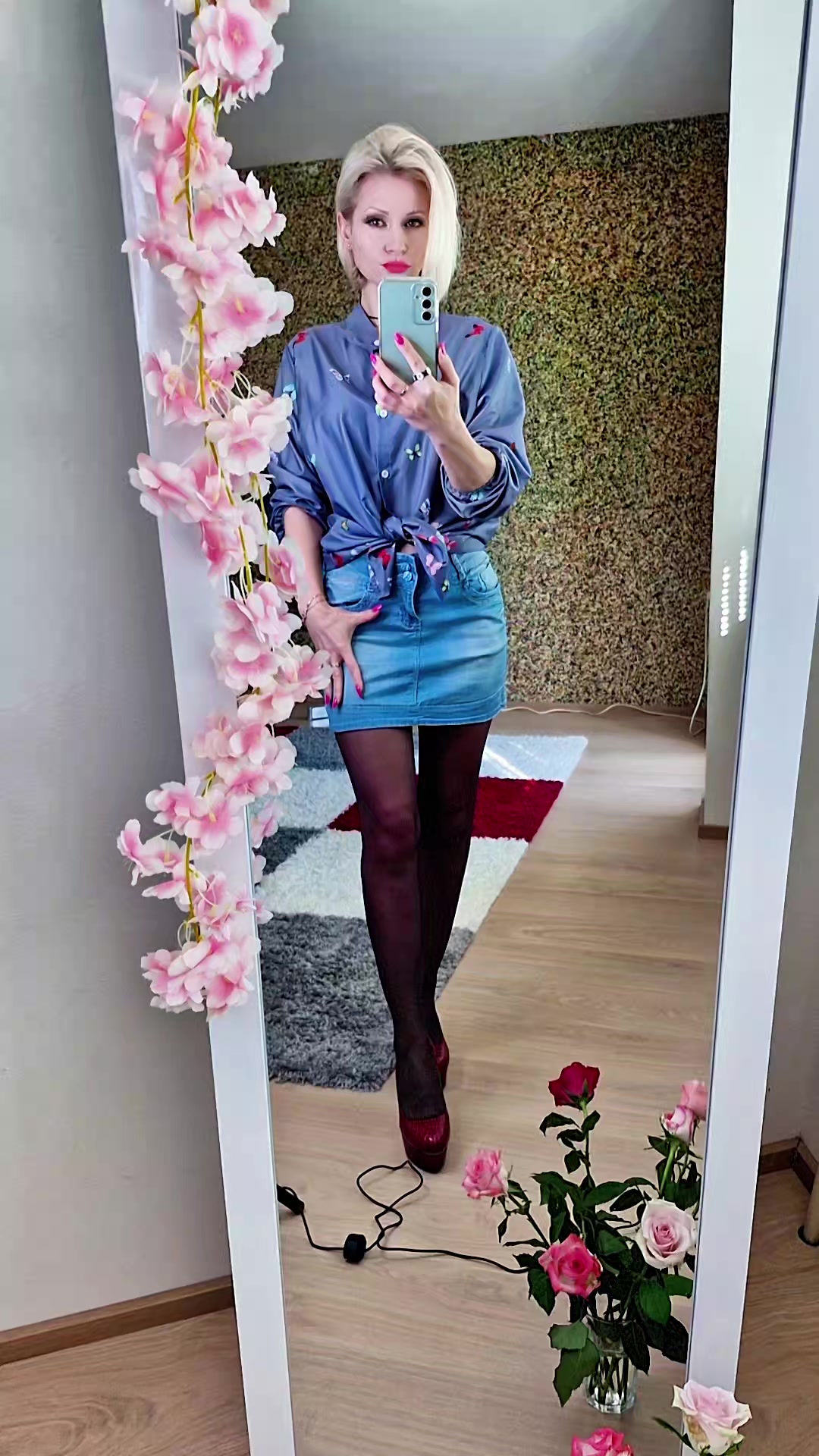 @Малышка💘