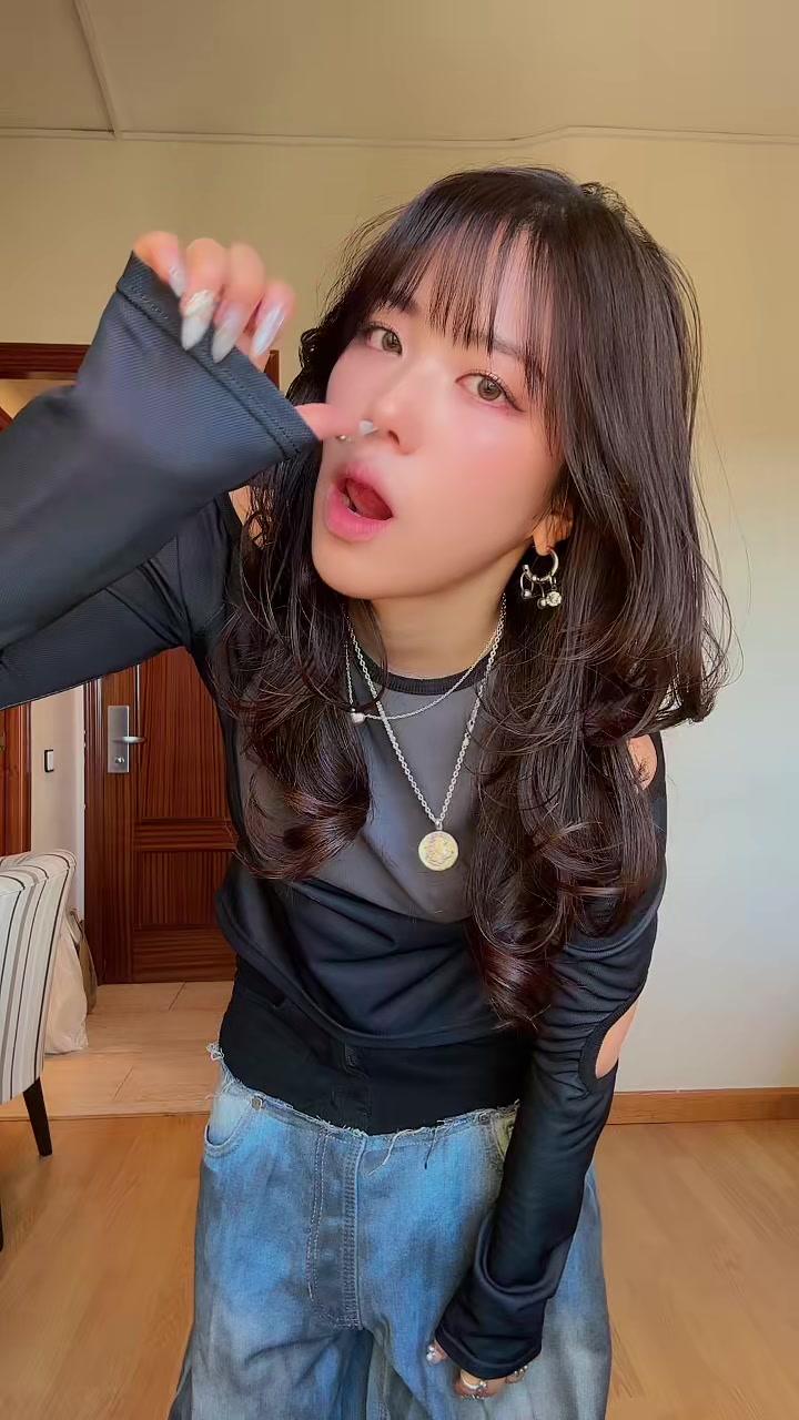 @Momokoyama