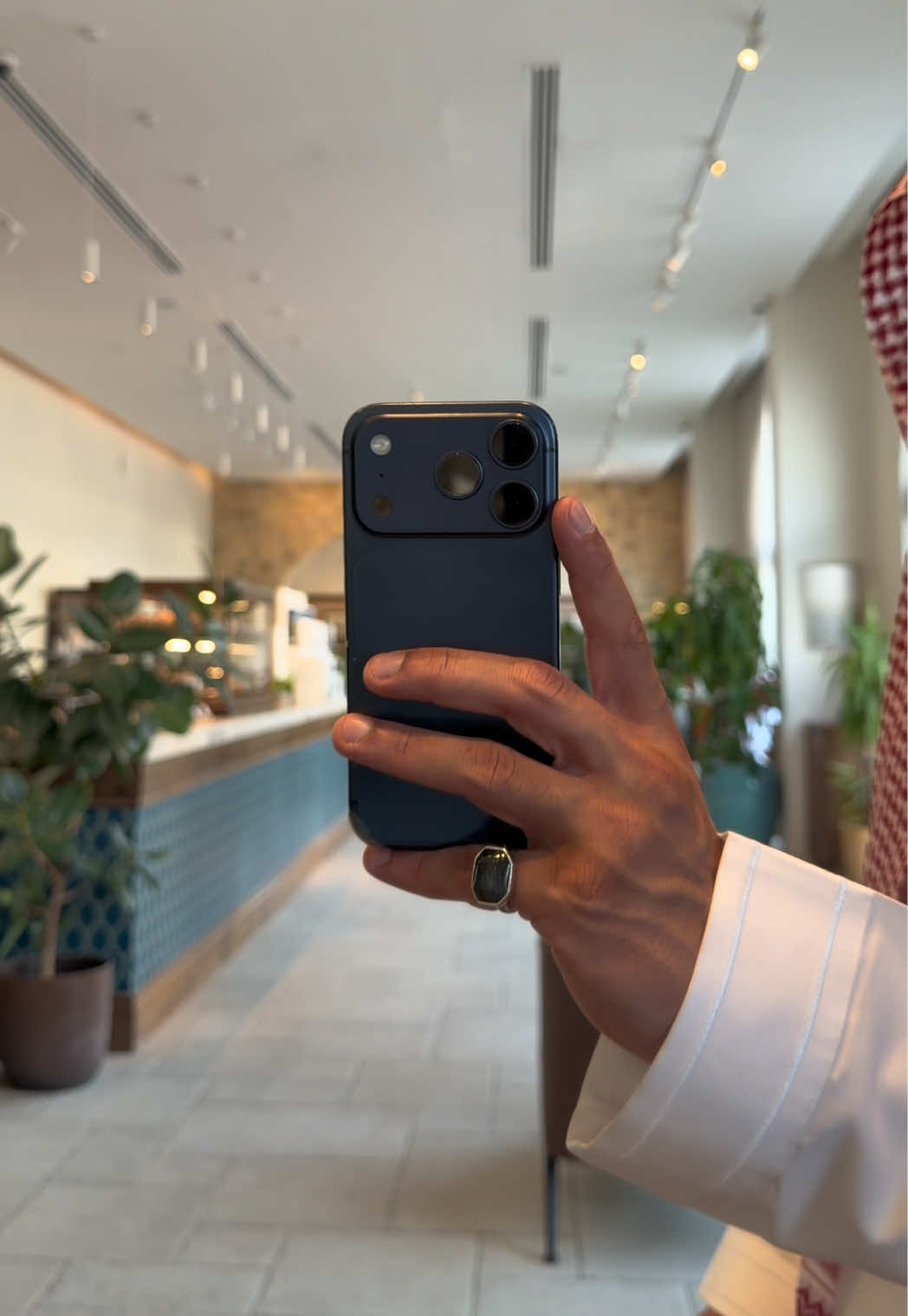 @الشاب عزيز 📸 موثوق 🎖️