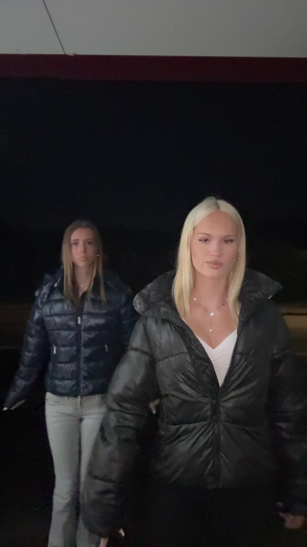 @𝓌𝒾ℯ𝒷𝓀ℯ 𝓊𝓃𝒹 𝓁𝒾𝓃𝒶