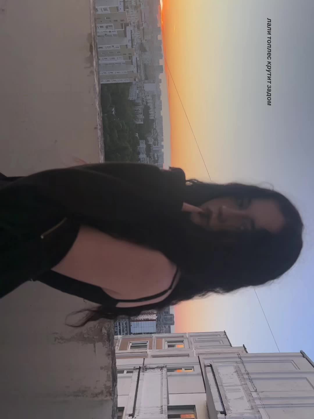 @соня школьникк