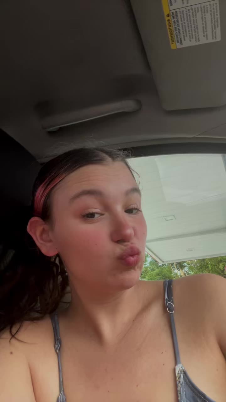 @Lacey Johnson562