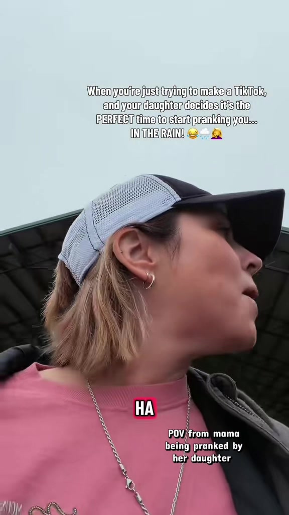 @momica_mama