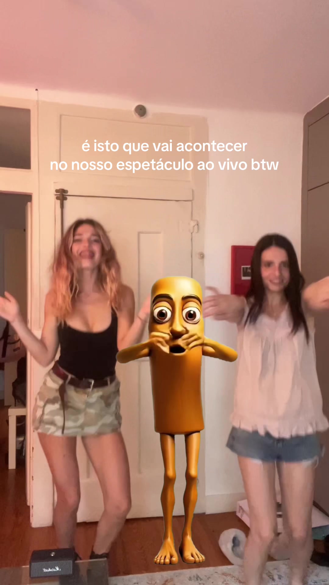 @Mia Fernandes