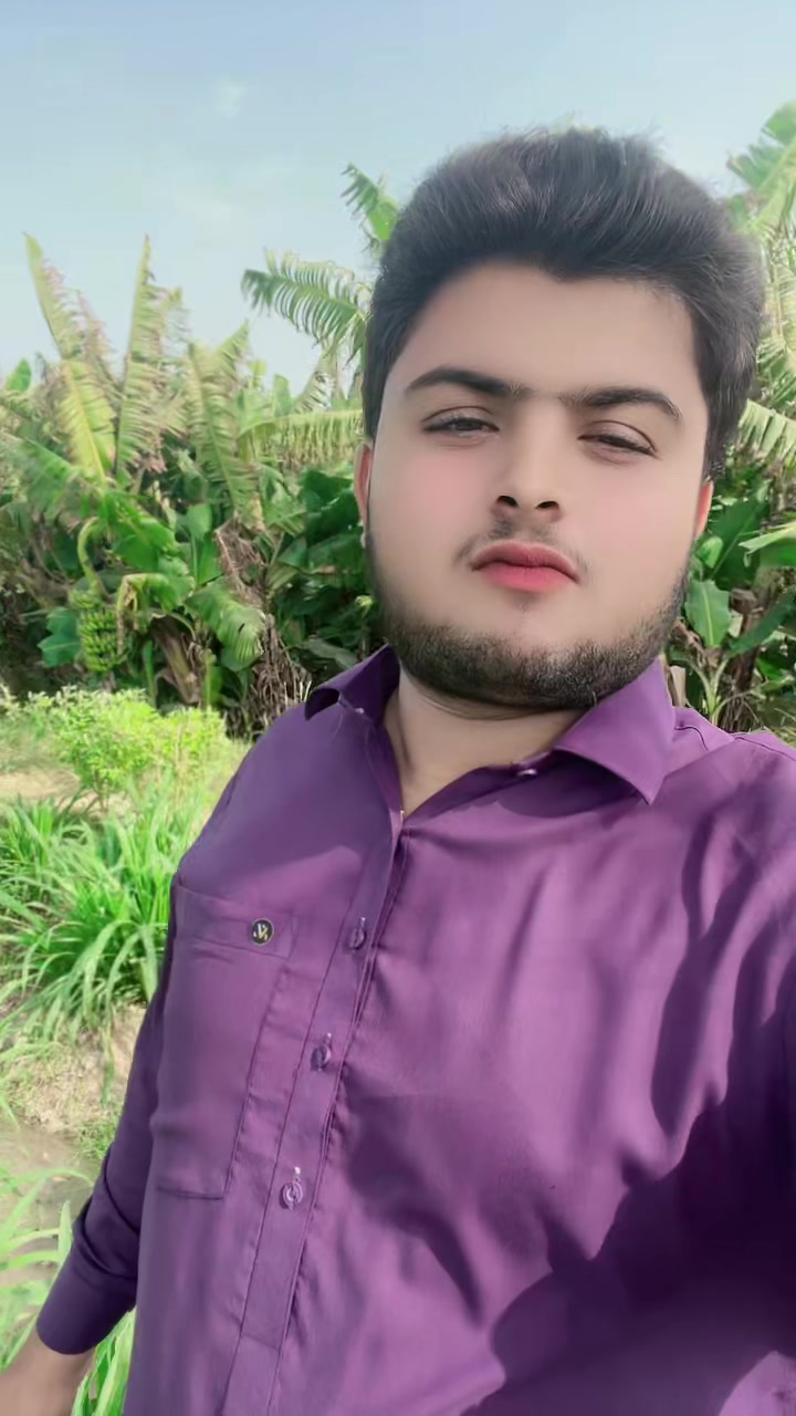 @comrade Sindhi 🚩🤨💫bananas