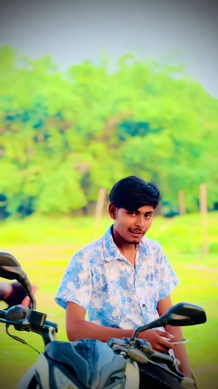 @❤️Aadarsh Chauhan❤️