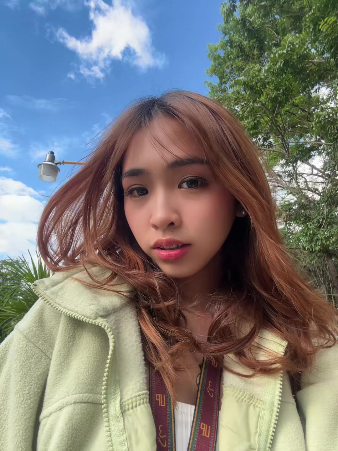 @<3