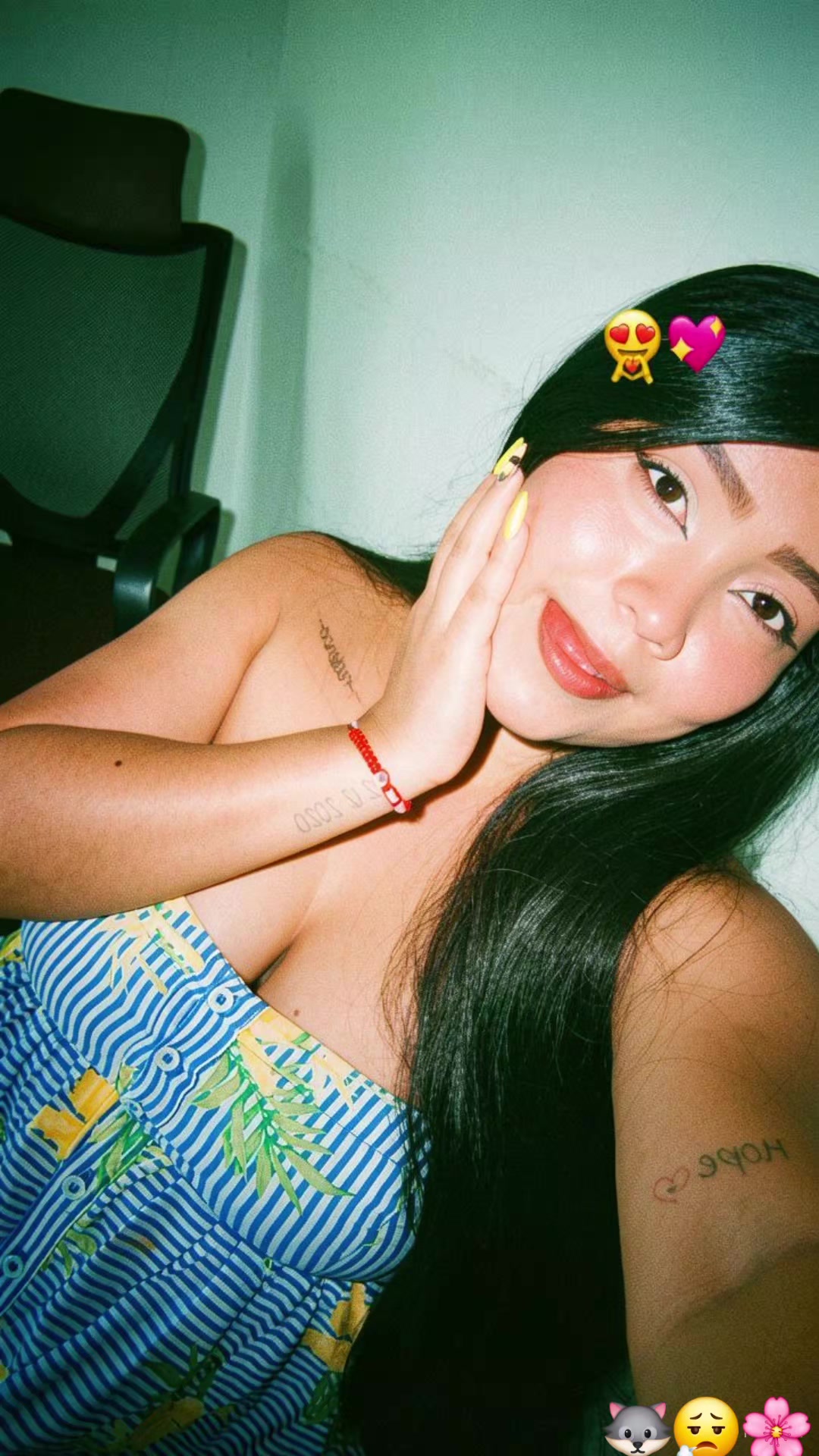 @🖤
