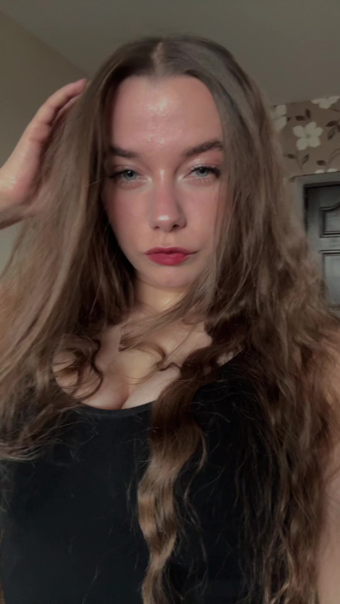 @варя