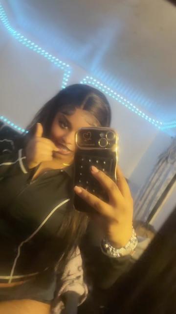 @dat_girl_mel2.o