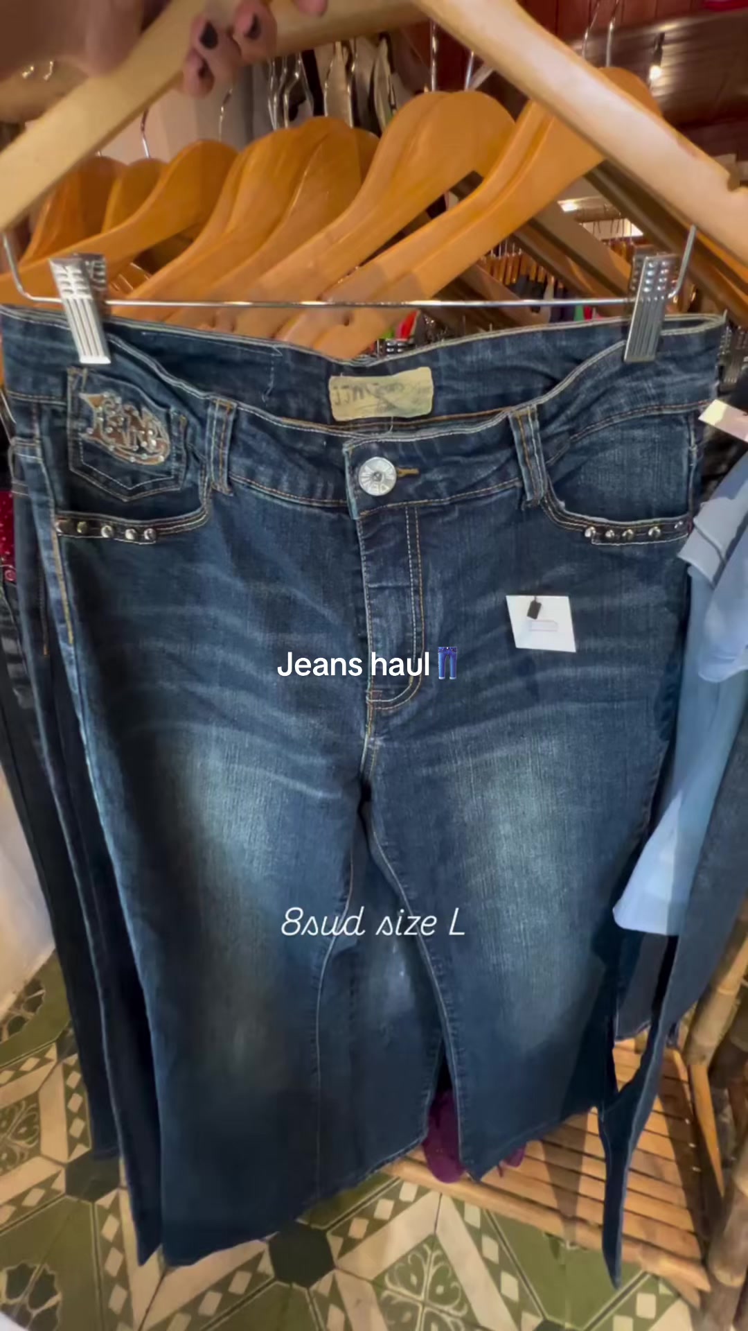 @marievintagestore