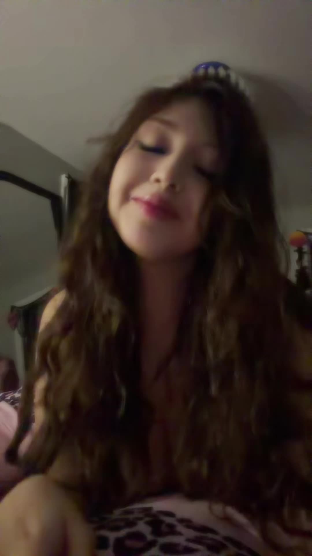 @Lesliee