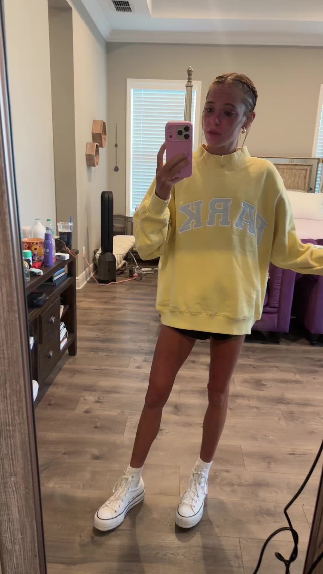 @Ellie☘️