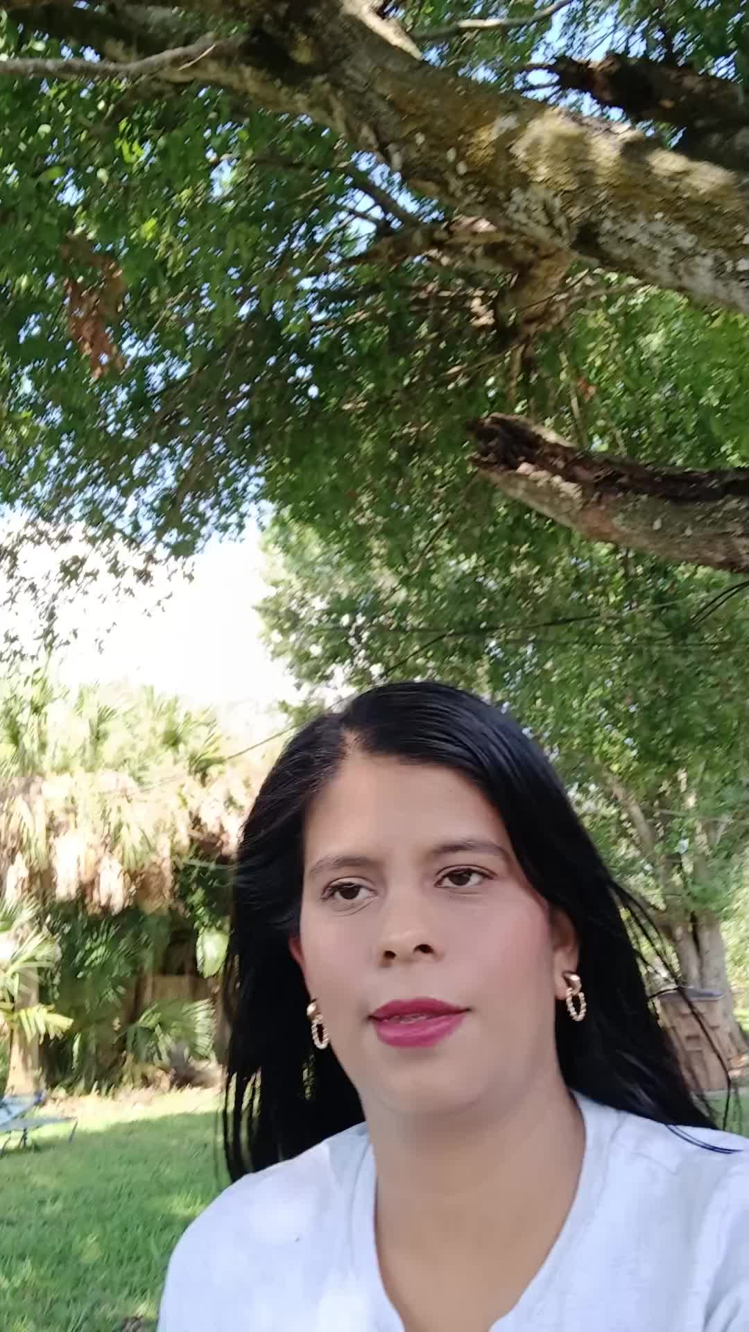@Paola Alaniz ๐๐๐