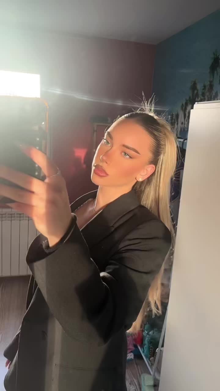 @Анђелина