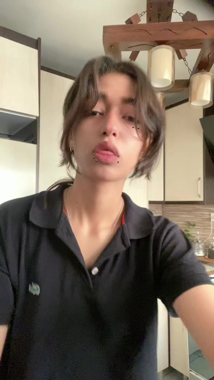 @elnaz