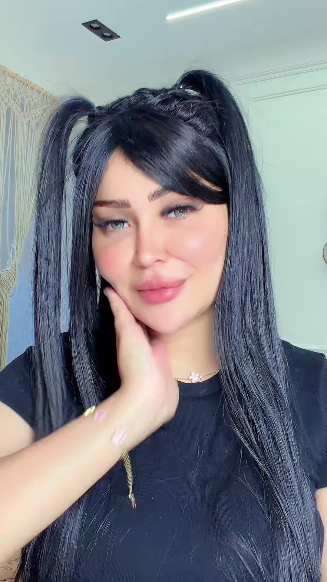 @رانيا علاء ميكب ارتيست ❤️🌱