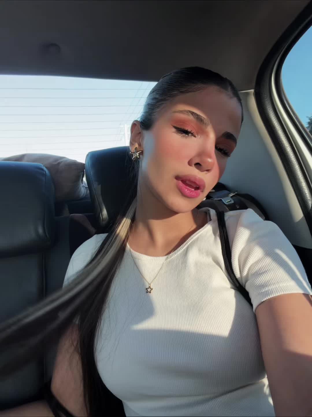 @neeg1n
