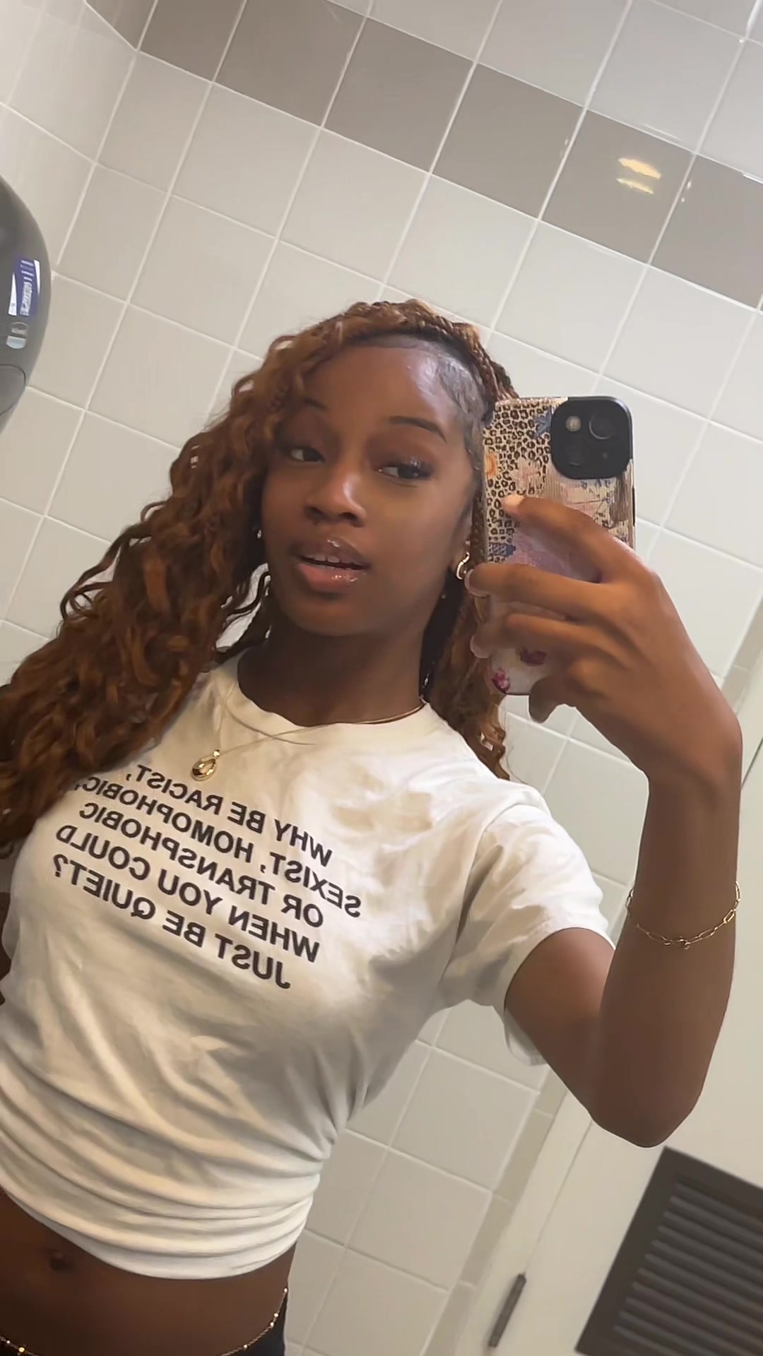 @👰🏾&zwj;♀️