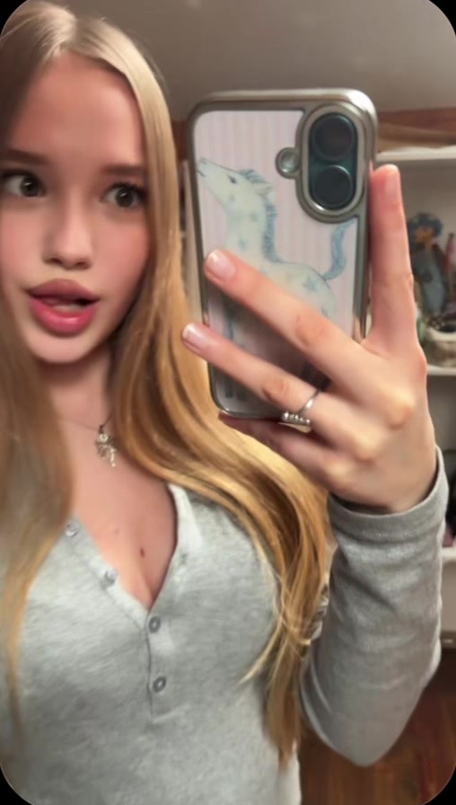 @HeavenlyBlonde