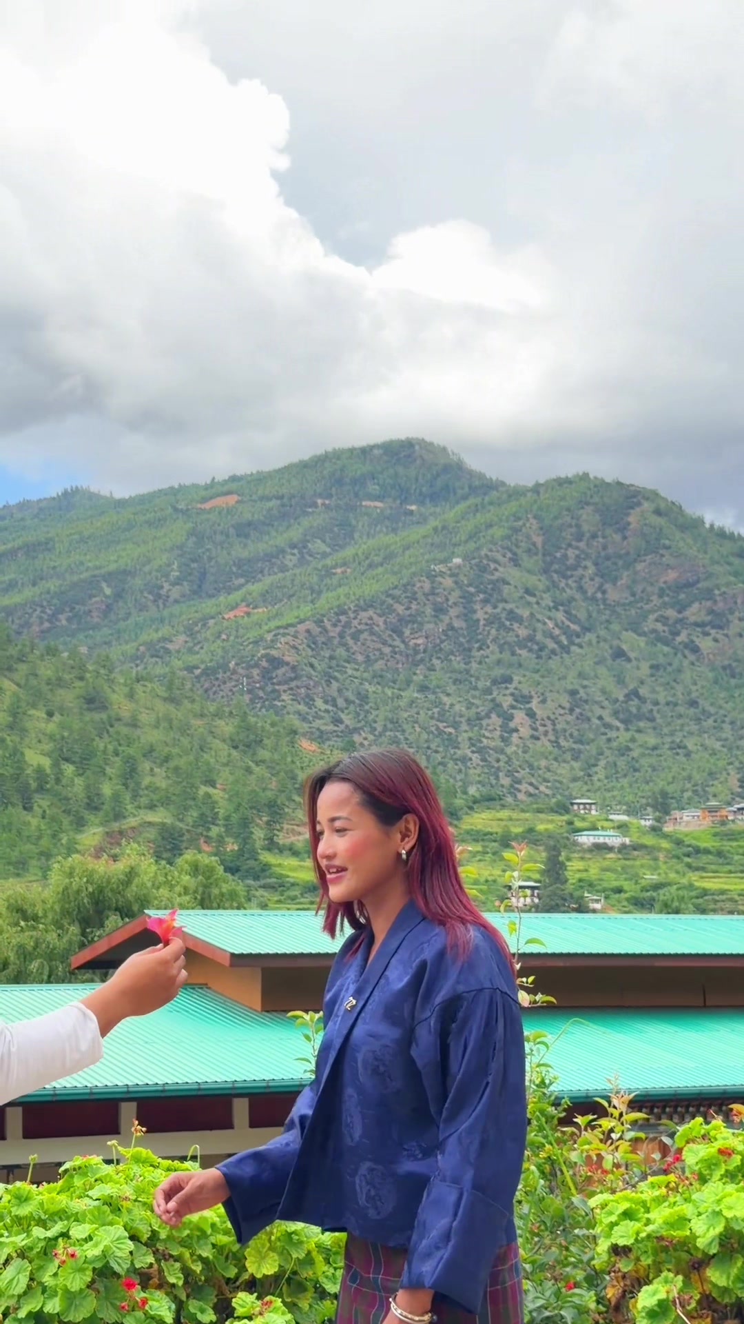 @SARU LIMBU