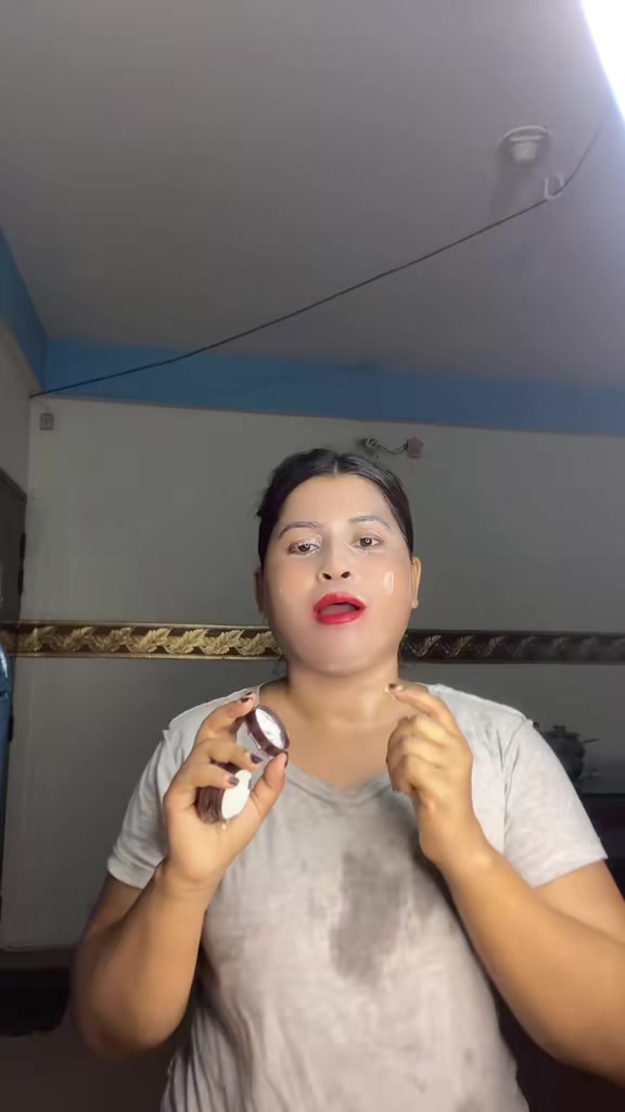 @Sharmin Shila cream apađ