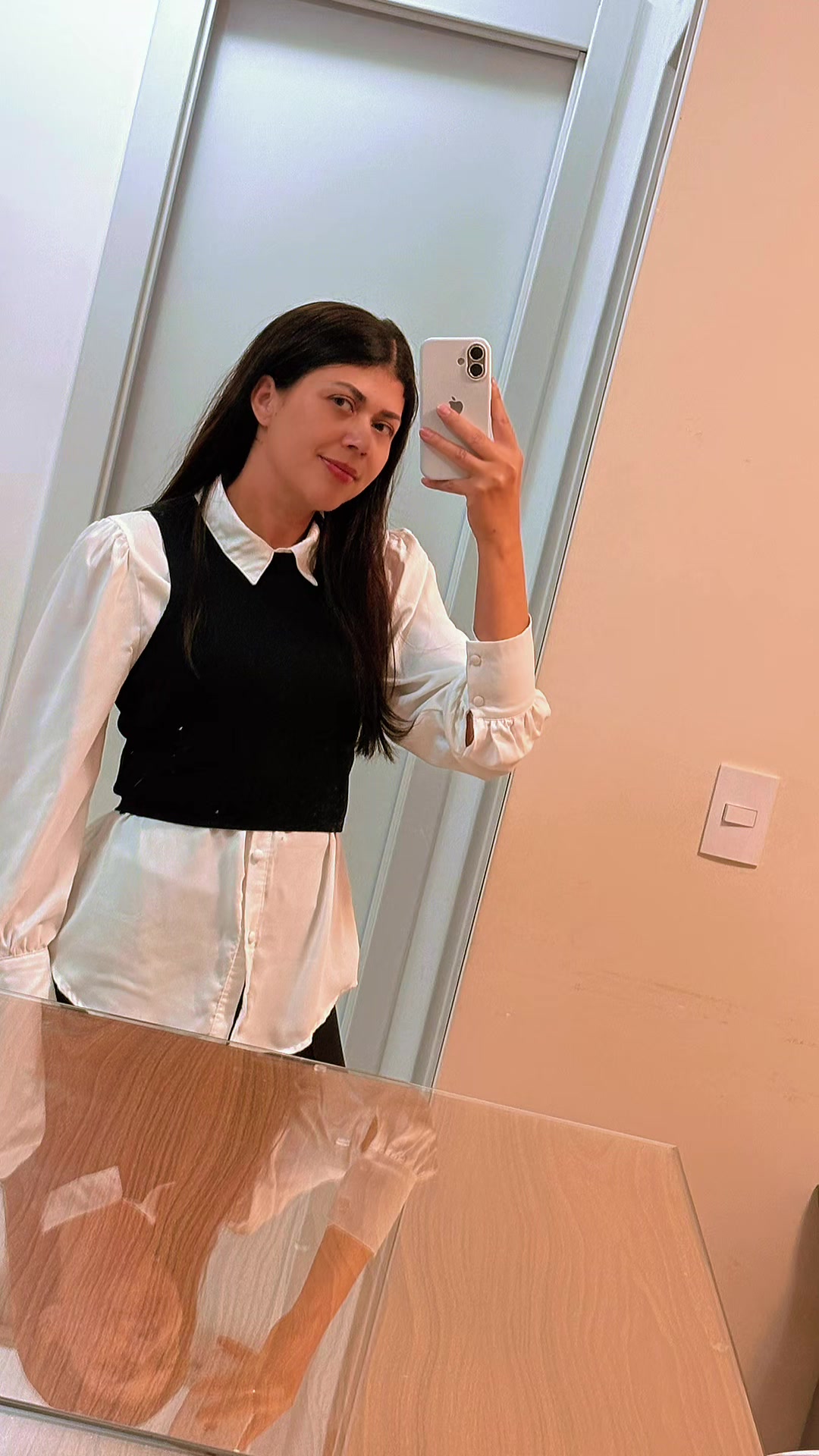 @Vania.ofcial