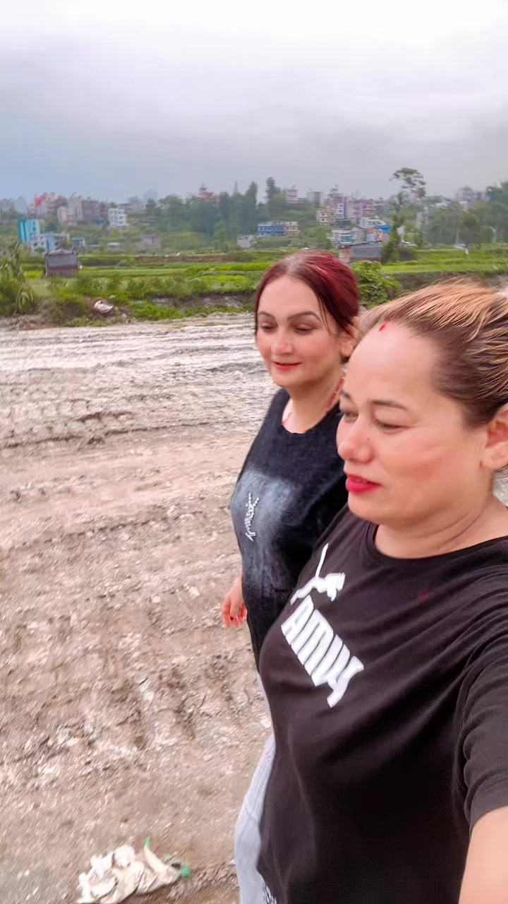 @Manju Gurung