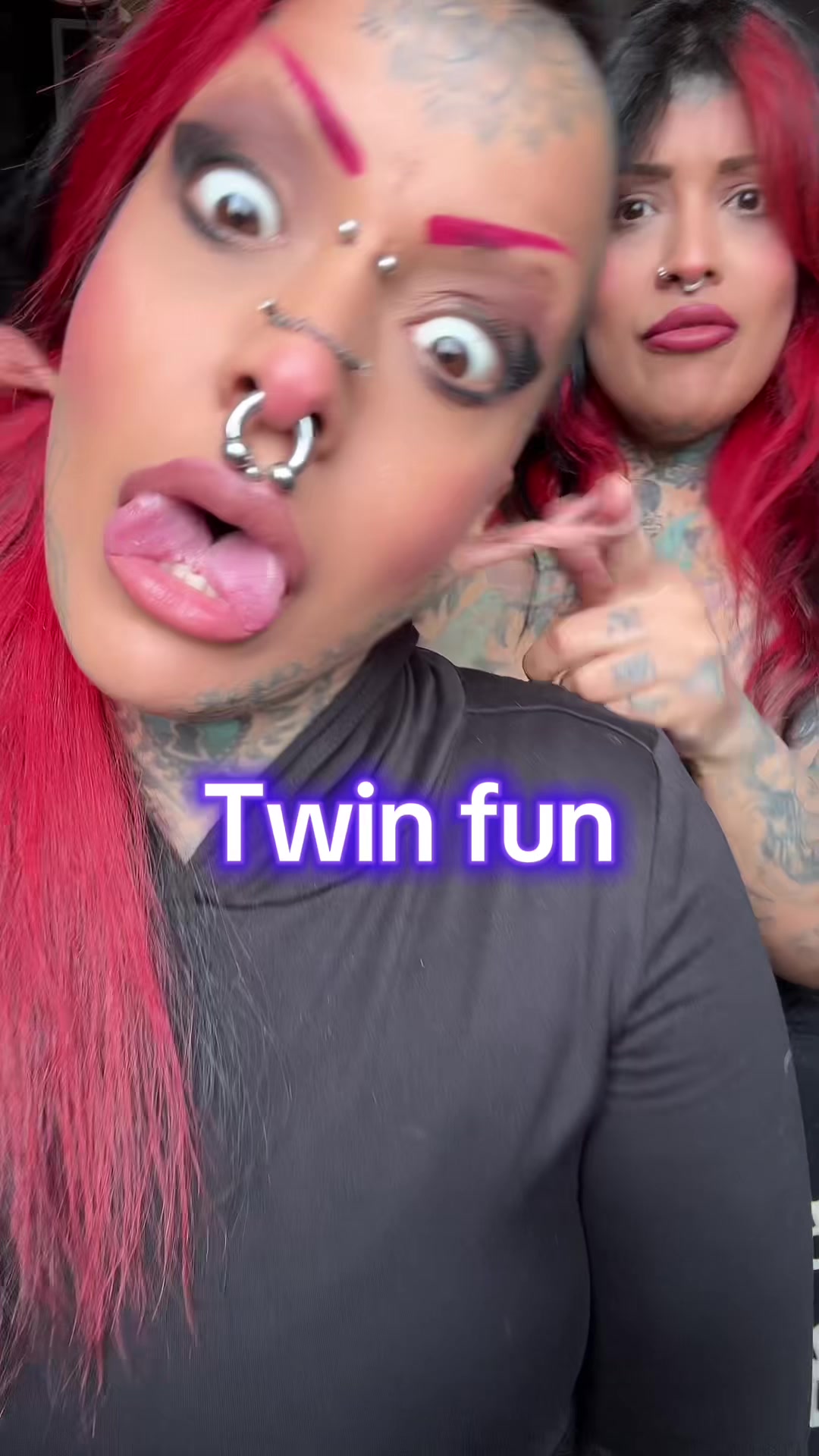 @Twins Aly & Shary👭🏽