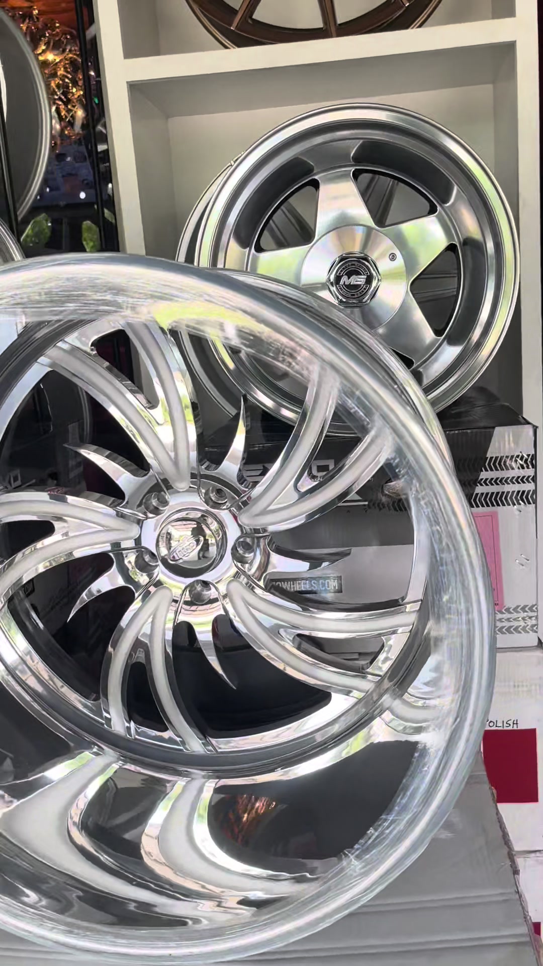 @Tires R Us