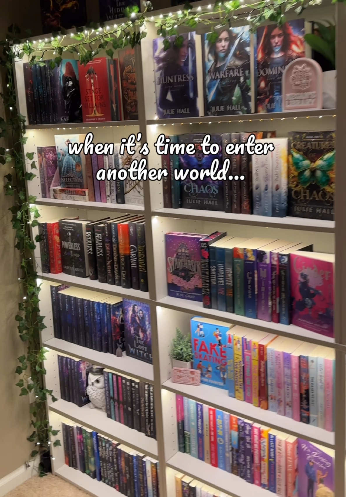 @readswithmegan