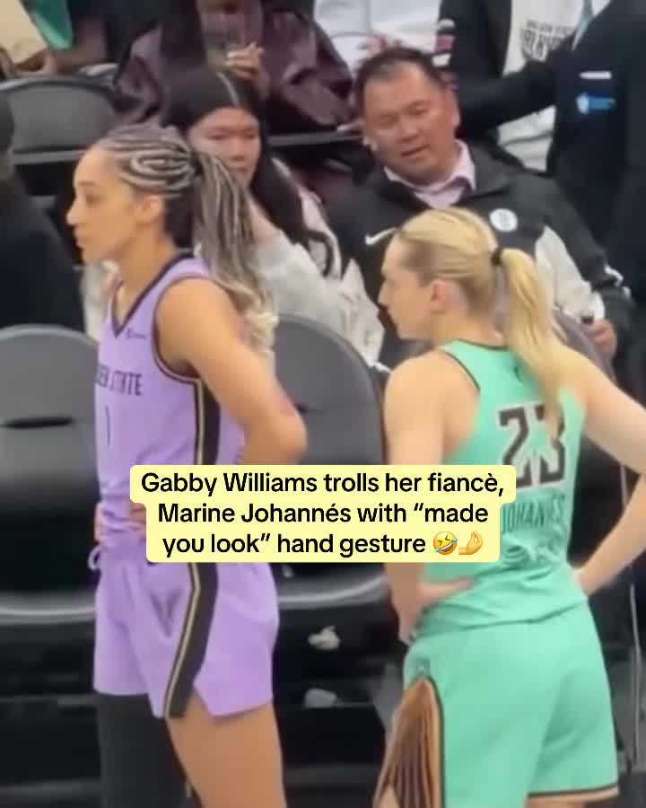 @theesportsgirl