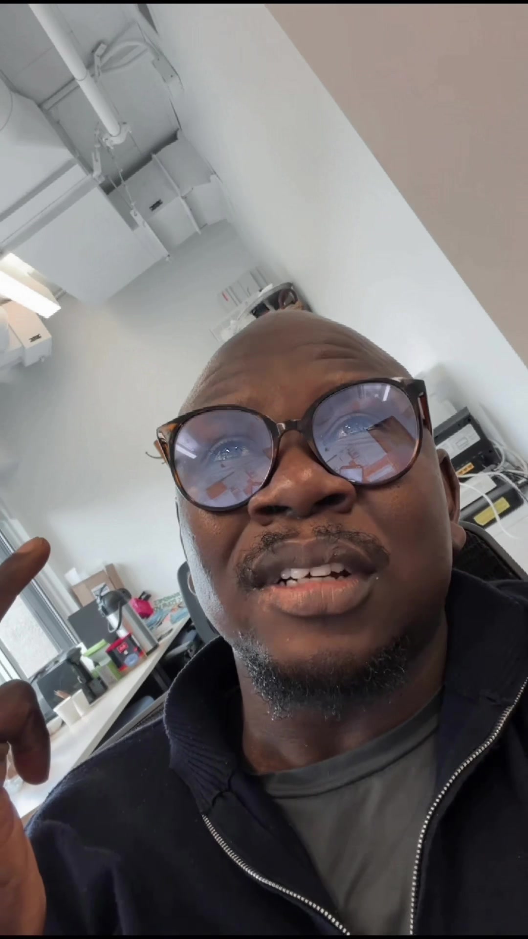 @L&eacute;o Papy Benam 🇨🇫
