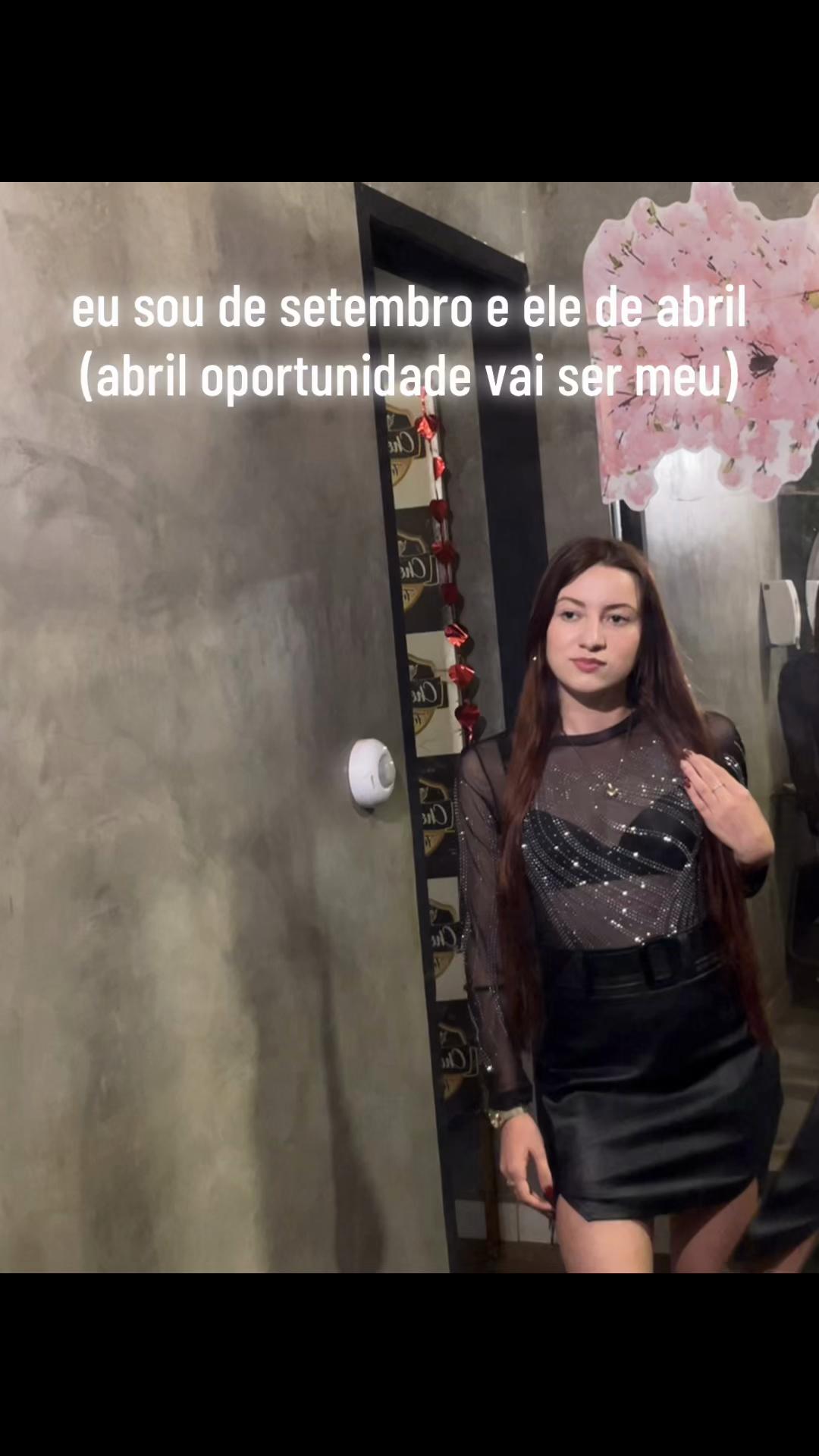 @Larih✨