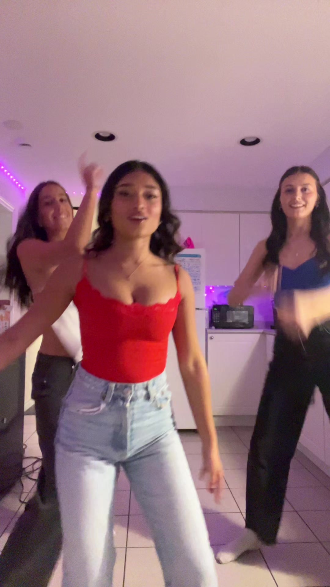 @naomi zinn
