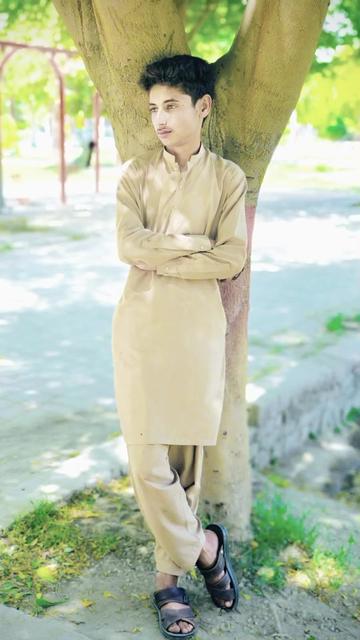 @👑ABDULLAH کہتے ہیں🚩