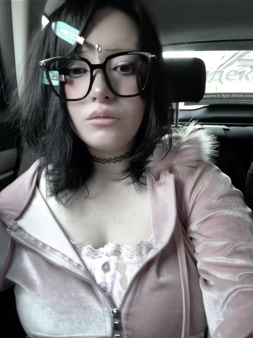 @🩵✌️