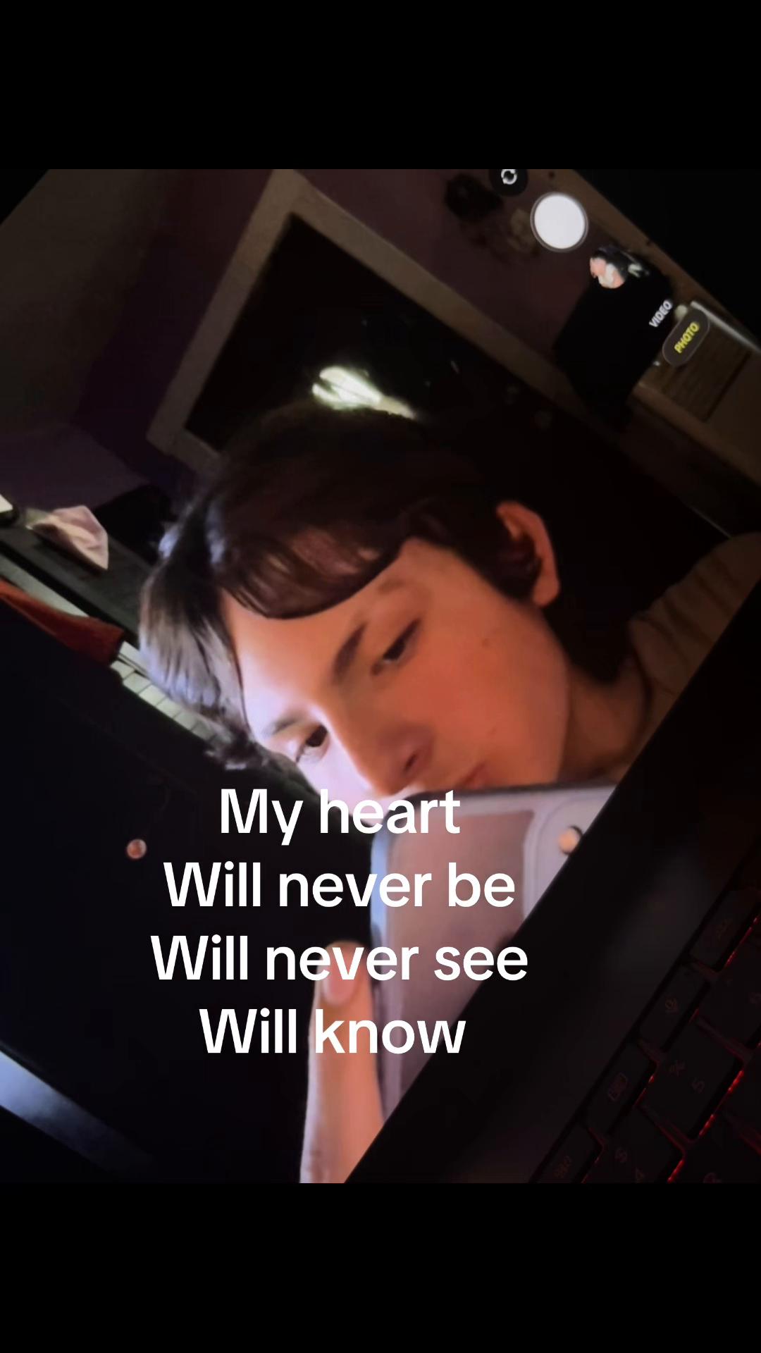@ᥫ᭡