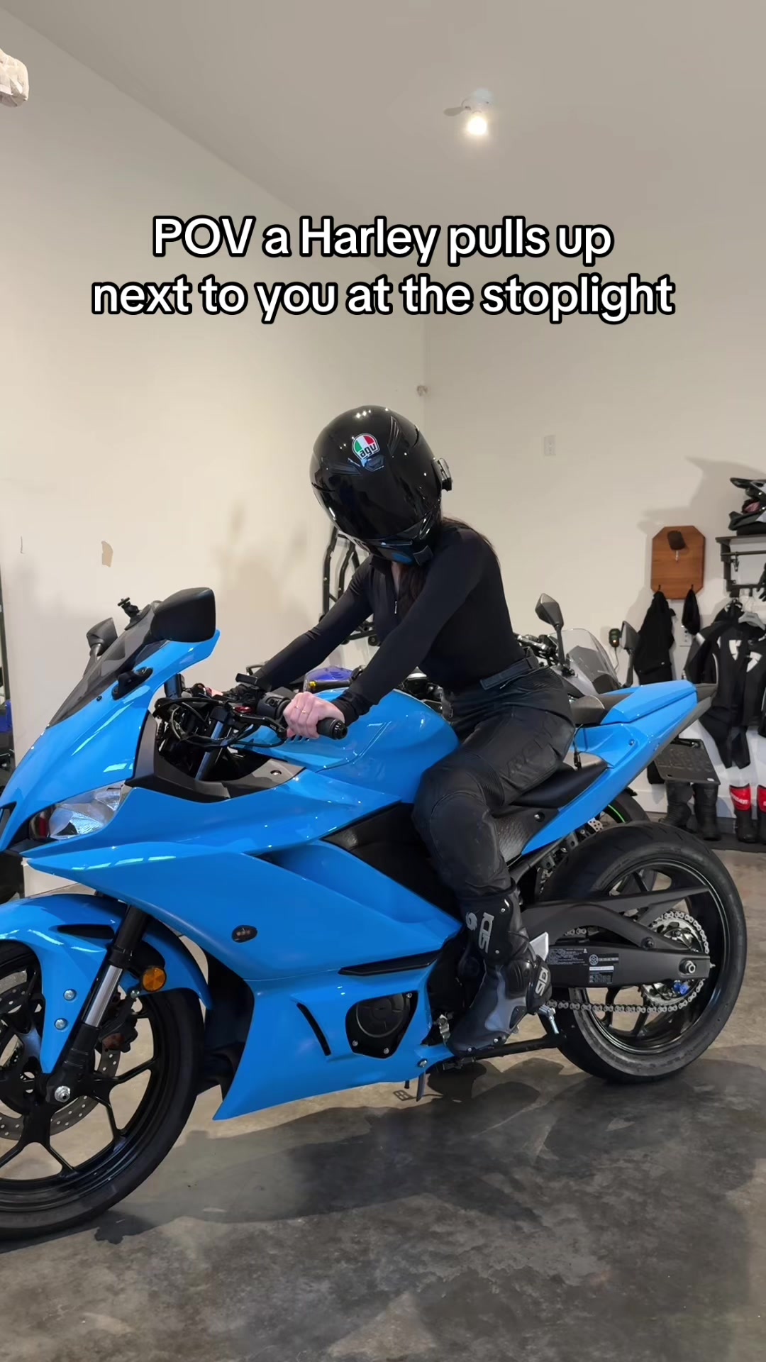 @Tessa 🏍️