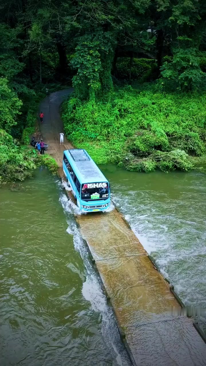 @🅚︎🅛︎ 34 ബസ്പ്രേമി